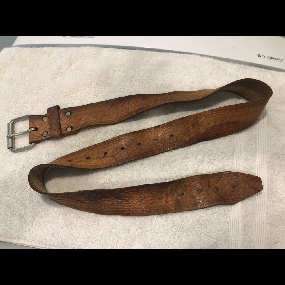 Leather belt